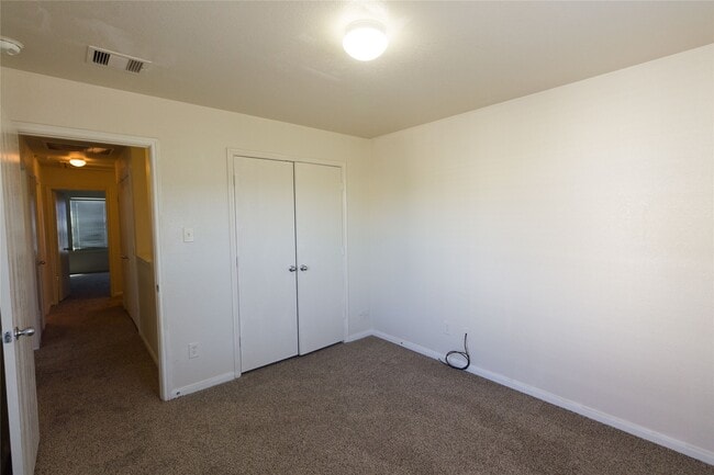 Building Photo - 8011 Singing Sonnet Ln