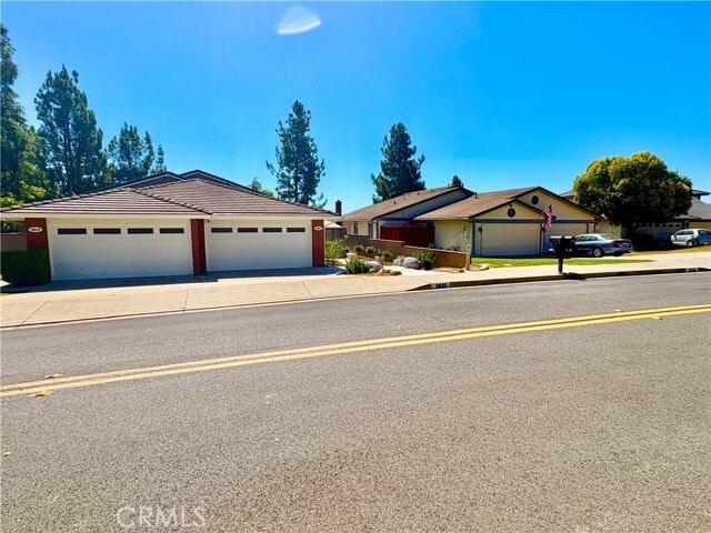 Building Photo - 3620 Windsong Cir