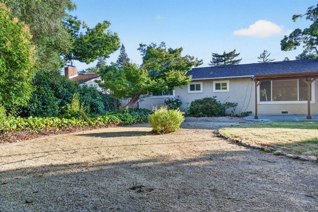 Building Photo - Single-Story Walnut Creek Home Near Top-Rated Schools, BART & Shopping