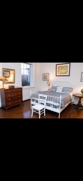 Building Photo - 707 Westview St