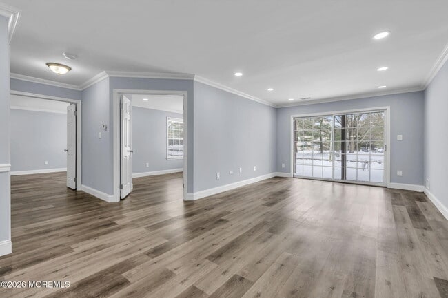 Building Photo - 401 Hampton Ct