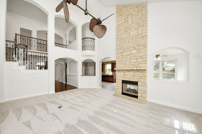 Building Photo - 3811 Parkside Dr