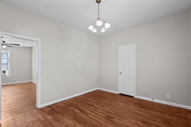 Building Photo - 4020 Avenue O 1/2