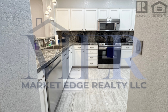 Building Photo - 3Bed/2Bath Home in 55+ Community in Peoria! $399 MOVE-IN SPECIAL! Move-In Ready on 03/05/2026!