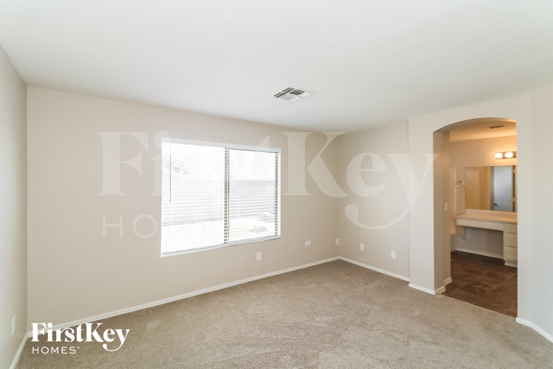 Building Photo - 11243 W Diana Ave