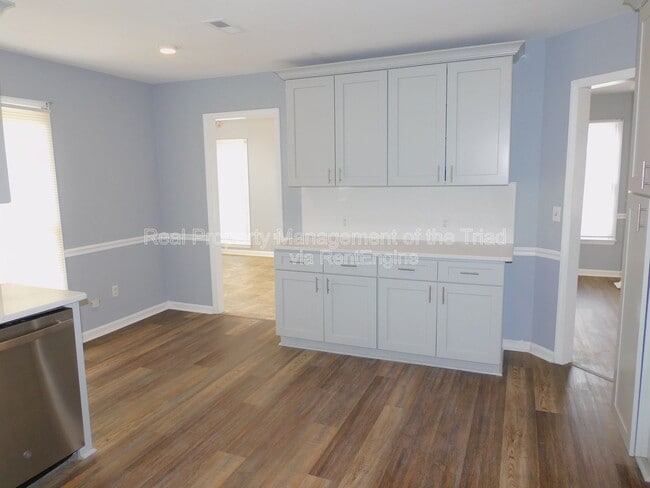 Building Photo - 5101 Mountain Ash Ct