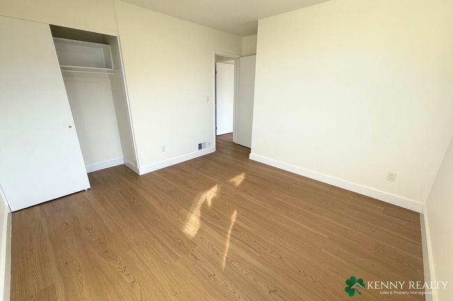 Building Photo - Newly Remodeled 5BR/3BA Home w/ City + Ocean Views in Daly City