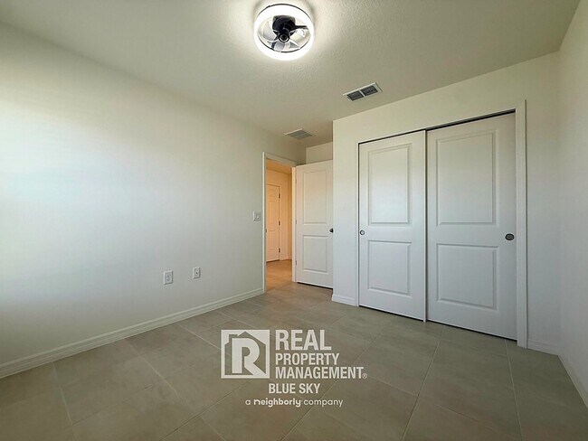 Building Photo - 14603 Abasail Ln