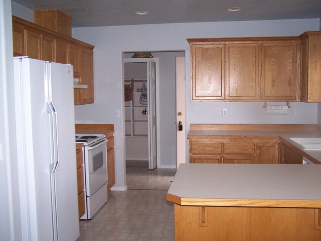 Building Photo - 5330 Austin Way