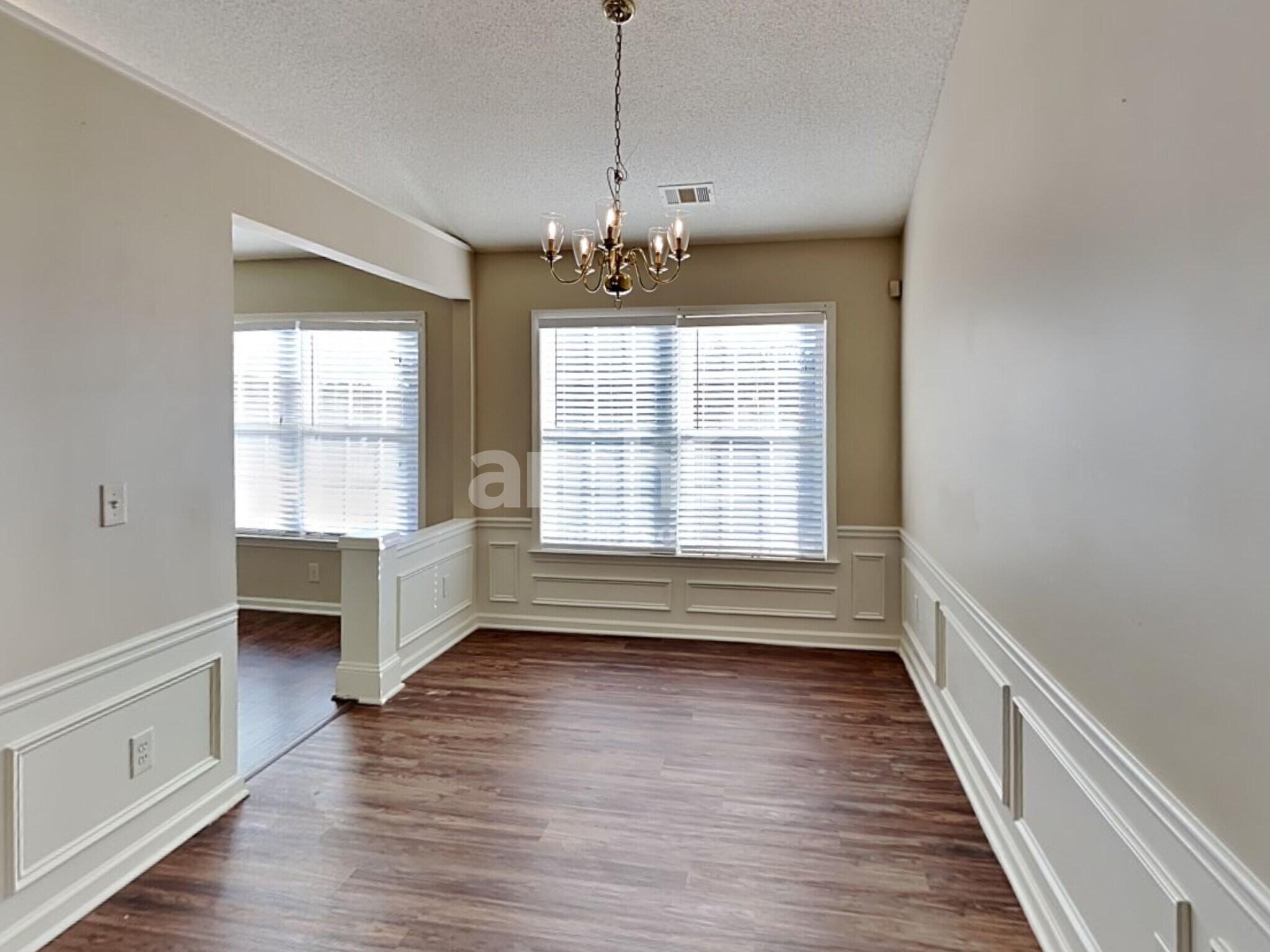 Building Photo - 421 Darter Dr NW