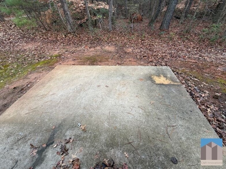 Building Photo - 2473 Capella Cir SW