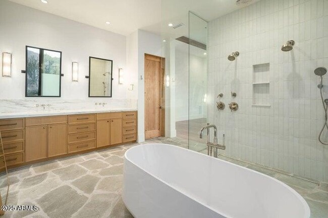 Building Photo - 24885 N 124th St