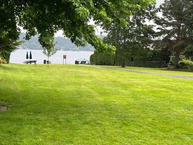 Building Photo - South Cove Commons Gem – Private Beach Acc...