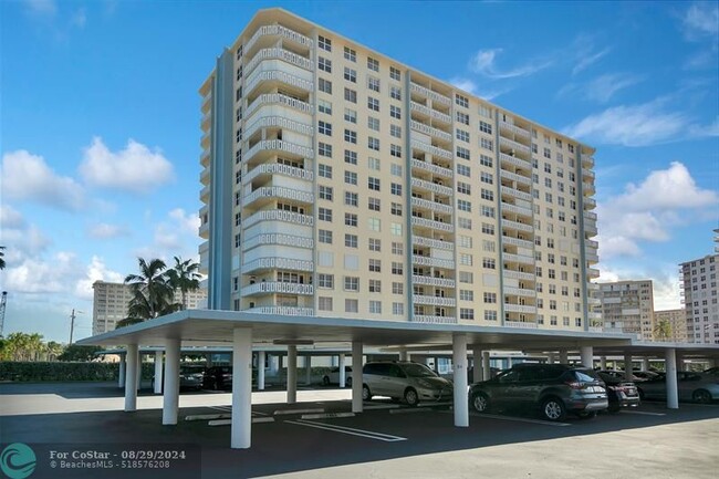 Building Photo - 305 N Pompano Beach Blvd