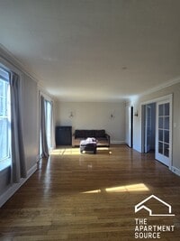 Building Photo - 909 Elmwood Ave