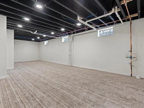 Building Photo - 3304 W Alvina Ave