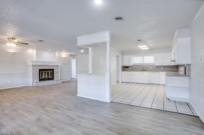 Building Photo - 4208 49th St
