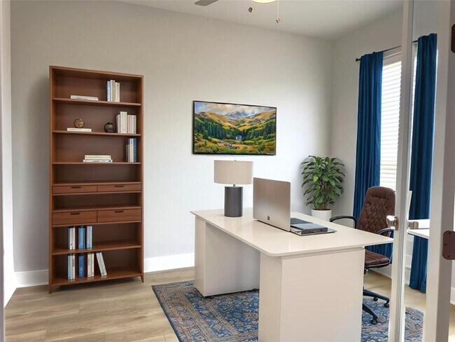 Building Photo - 111 Pinyon Pne Dr
