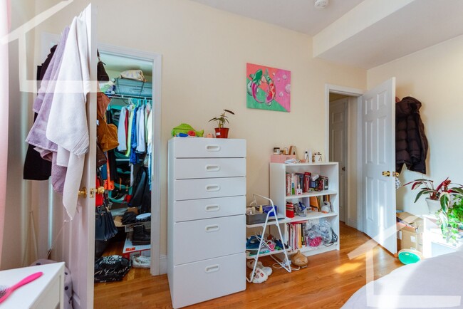 Primary Photo - Unique and Amazing AparTment
