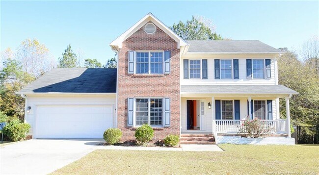 Primary Photo - 324 Roundtree Dr