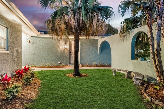 Building Photo - 2543 Sunny Breeze Ave