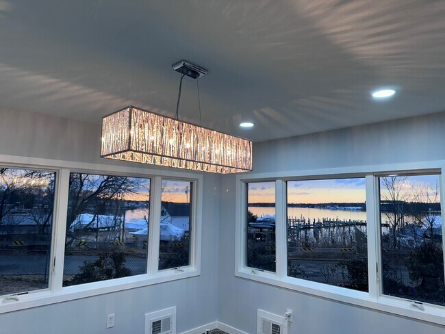 Building Photo - 595 Kingfisher Cir