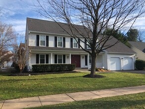 Building Photo - When Space, Luxury and Location matter!