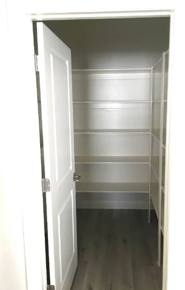 Building Photo - Gorgeous Cedar City Home! 3 Bedroom, 2 Bathroom