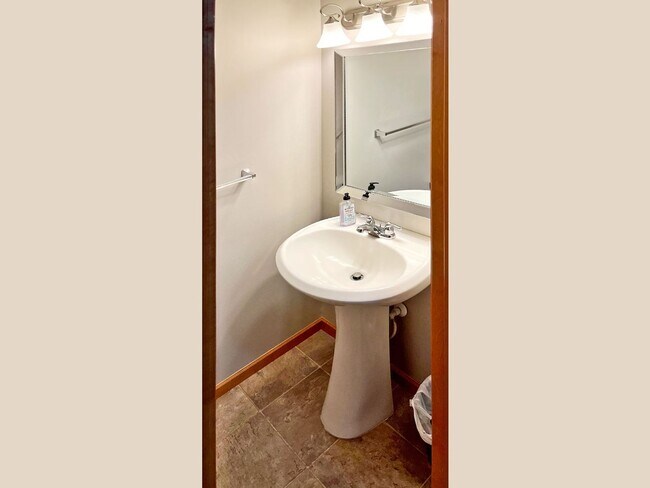 Building Photo - Upscale Townhome with Large Office-Loft, 3 Baths, 2-Car Attached Garage, Quartz Countertops and M...
