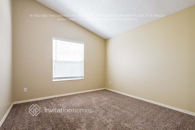 Building Photo - 13697 Crystal River Dr
