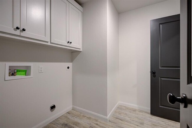 Building Photo - 2020 W Flintlock Wy