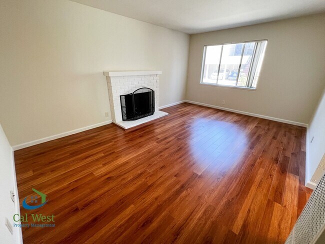 Building Photo - $2495 - 2bd/1ba in the heart of Campbell