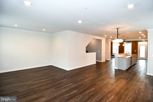 Building Photo - 20739 Heron Landing Dr