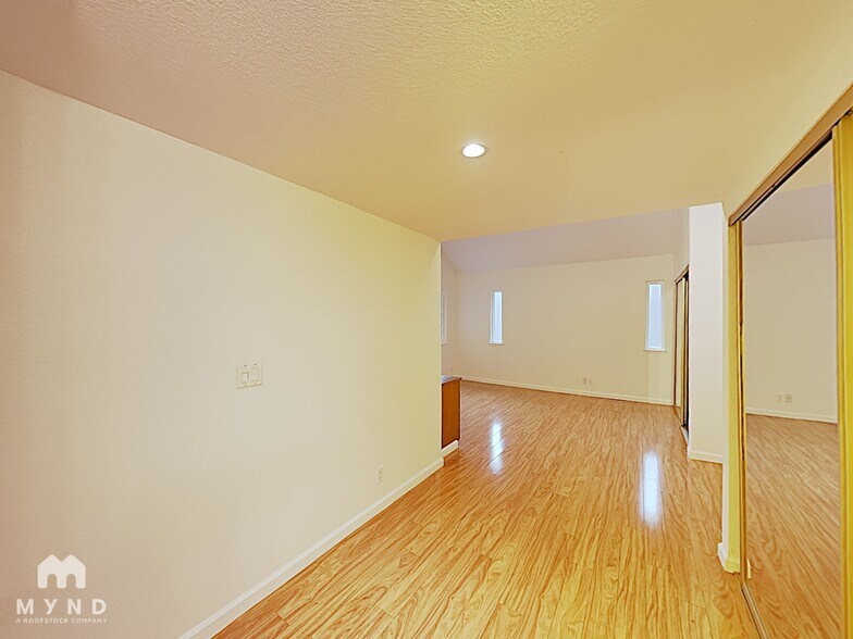 Building Photo - 7161 Rouse Ct
