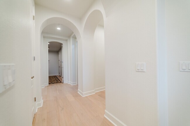 Building Photo - 7337 Corte TOMILLO