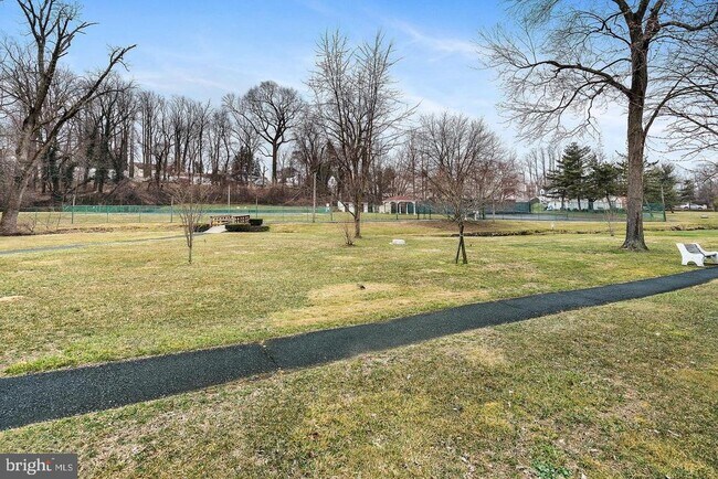 Building Photo - 301 Byberry Rd