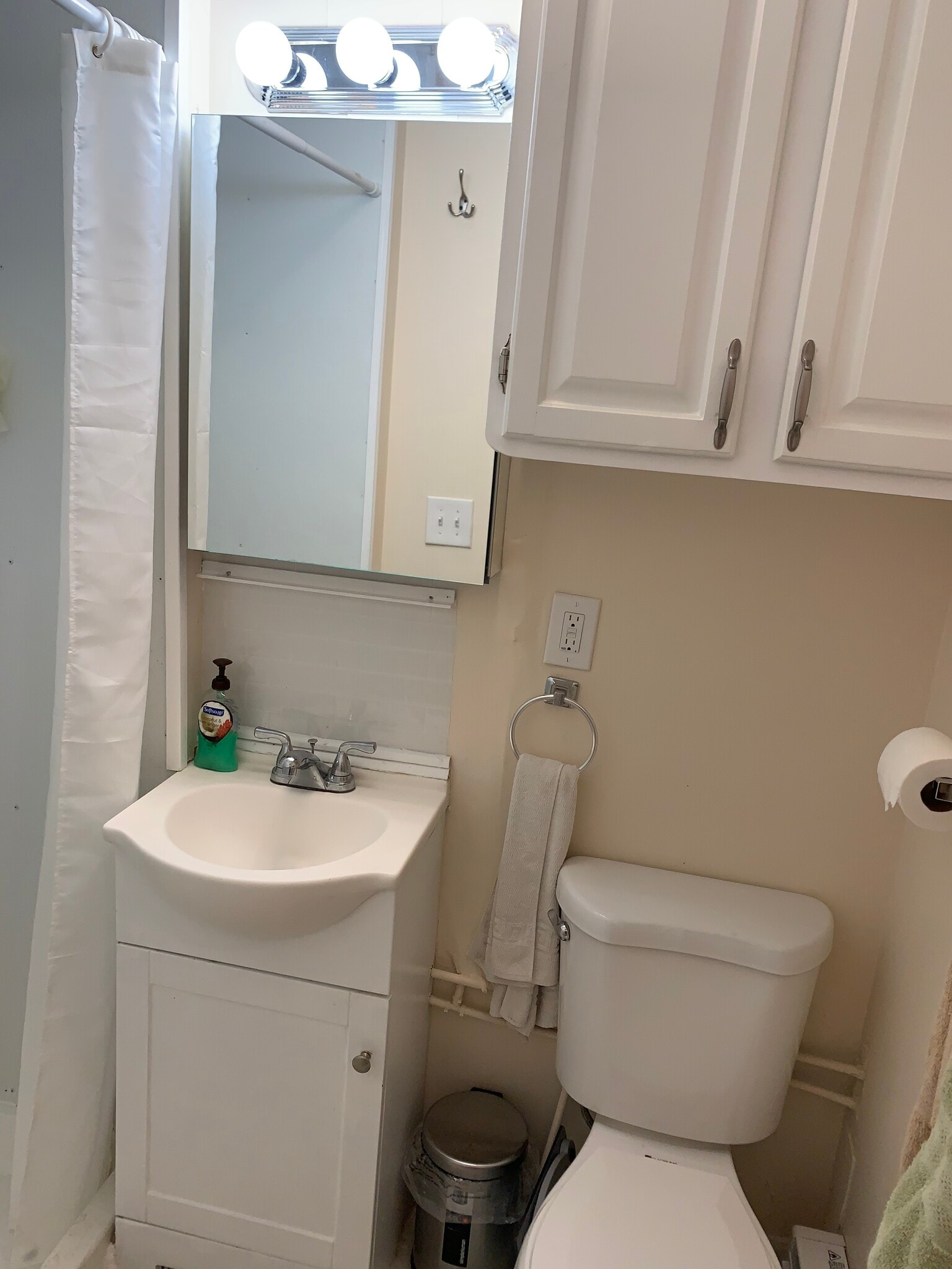 Building Photo - 38 Farquhar St