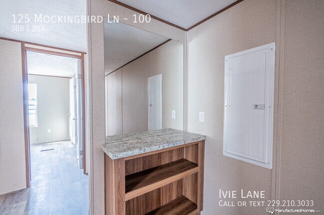 Building Photo - Fernwood MHC - Lot 100