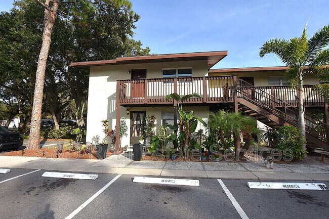 Building Photo - 141 Fernery Rd