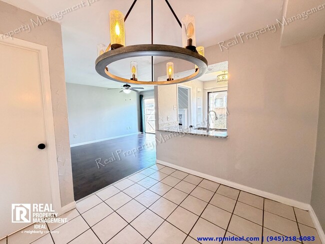 Building Photo - 835 Dublin Dr