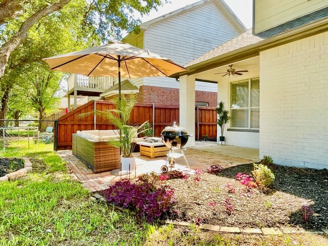 Building Photo - 5308 Promise Land Dr