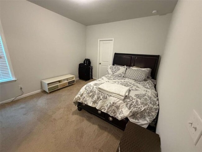 Building Photo - 1510 Kaden Ln