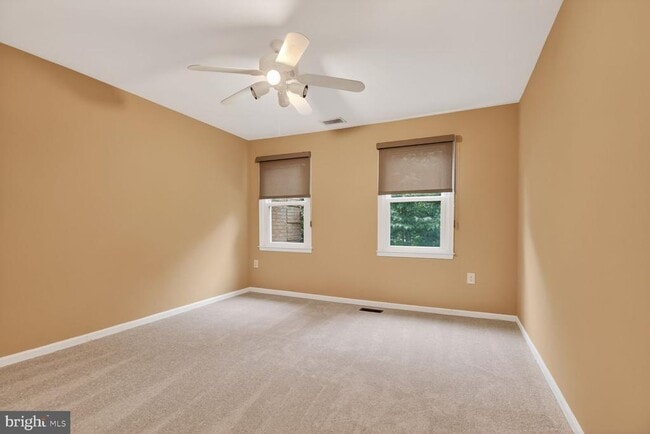 Building Photo - 7435 Crestberry Ln