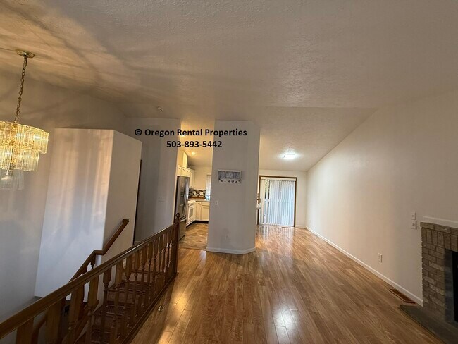 Building Photo - 12802 SE Main St