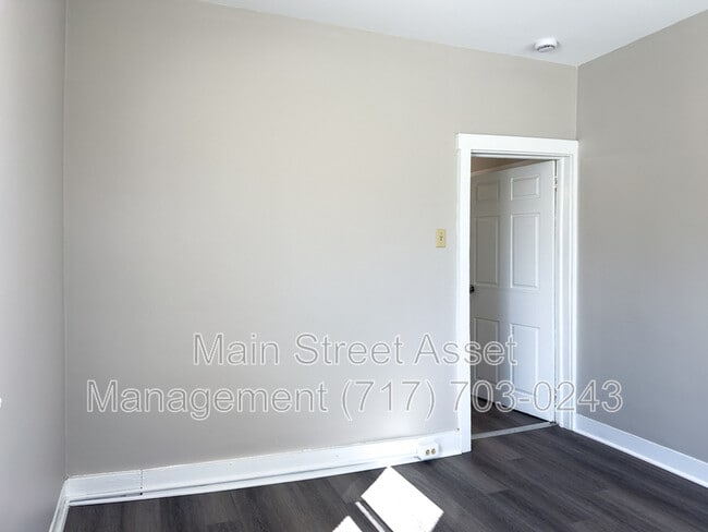 Building Photo - 127 N Prince St