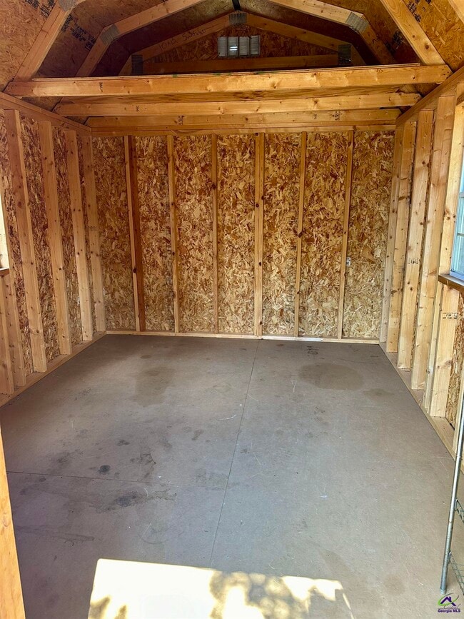 Building Photo - 121 Hawks Tail Dr