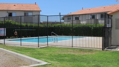 Building Photo - One bedroom Condo in Chula Vista