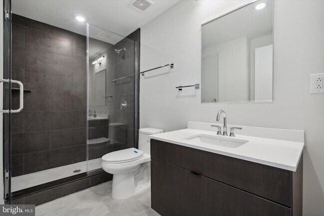 Building Photo - 3449 Scotts Ln