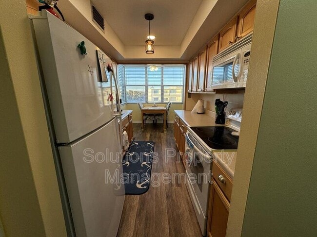 Building Photo - 4700 Ocean Beach Blvd