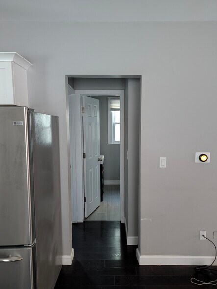 Building Photo - 634 Hancock Ct